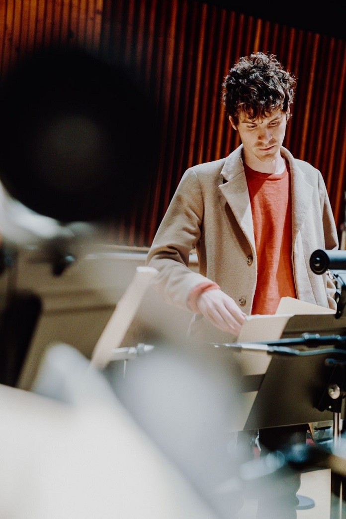 Under The Radar: Premiere – Emile Mosseri “Suddenly Temple” from ‘Homecoming’ Soundtrack