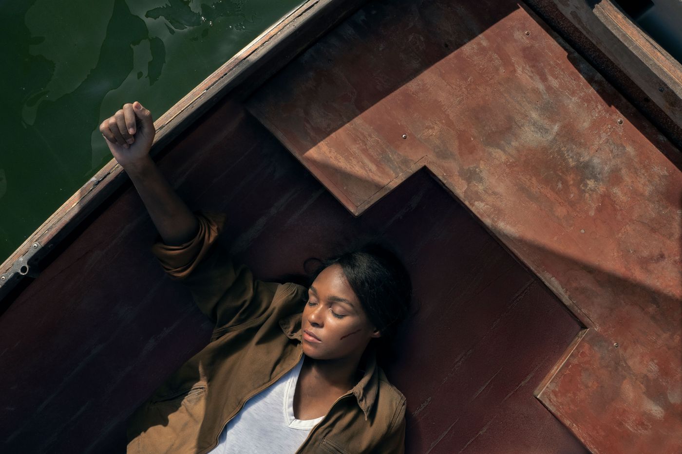 Panavision: PLAYING TRICKS WITH THE MIND – Cinematographer Jas Shelton achieves continuity with a twist using DXL2 for the return of Homecoming